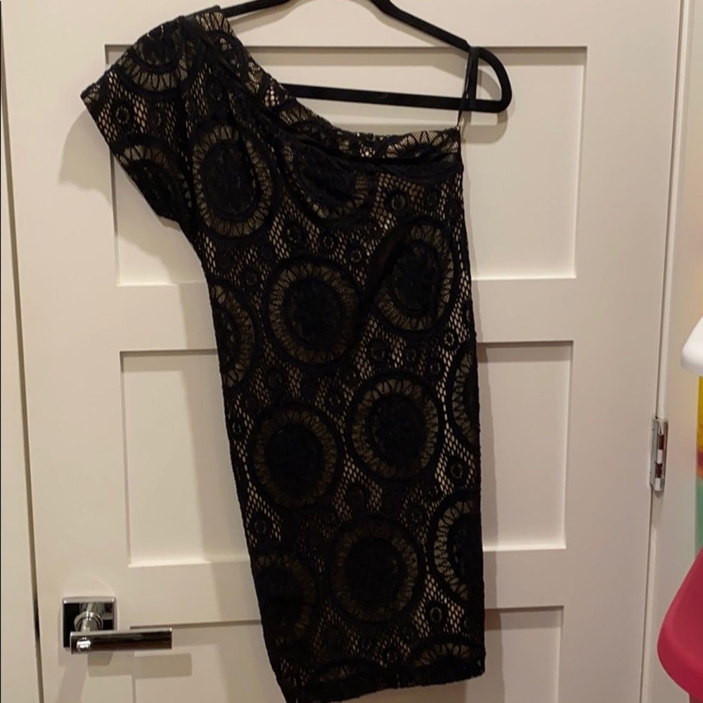 One shoulder dress - Picture 3 of 3